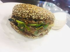 烧饼夹酱牛肉-护国寺小吃(左家庄店)