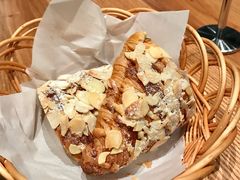 杏仁羊角-麦田工坊(月湖店)