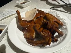 招牌紅焼乳鴿-肥仔文澳门猪骨煲(南京西路店)