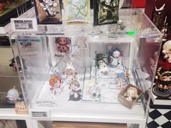 -泡泡玛特POPMART(侨福芳草地店)