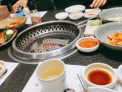 -草家酱蟹炭火烤肉店(珲春南路一店)