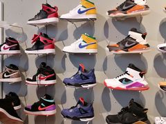 -Air Jordan(世贸天阶店)