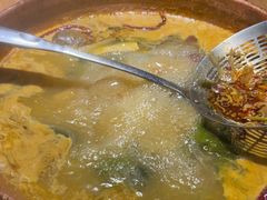 -洱火云南酸菜牛肉火锅(石景山当代商城店)