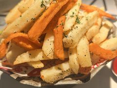 -春树下·树屋花房西餐厅(罍街AS1980店)