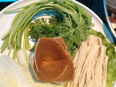 -唯爱KTV聚会餐厅(仙林东城汇店)