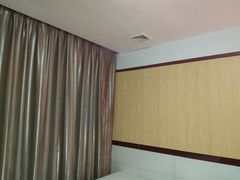 -鑫港隆休闲会所(海燕·玉兰花园店)