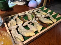 -花菇朵·云山雀 ll 野生菌锅·野果酸汤·精品滇菜(万柳店)