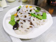 田园时蔬-鲜榨果汁·啤酒鱼(环岛河店)