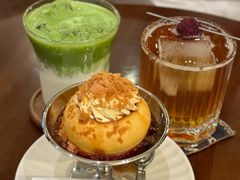 -Café Monson