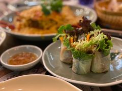 酥炸老虎虾香芒米纸卷配榴莲汁-CHINCHIN 青青·泰国料理(万象食家店)