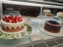 -潮一不贰·法式甜品·生日蛋糕·西式简餐(外滩店)