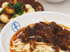 -李与白包子铺(桐梓林店)