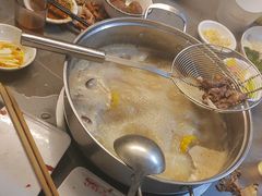 -官塘陈记鱼生·潮汕砂锅粥·牛肉火锅(潮枫路总店)