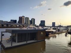 -墨尔本滨海港区