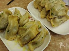 -小姜锅贴(凤凰街店)