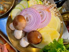 -胡悦里韩式烤肉(芝罘万达广场店)
