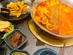 -湊湊火锅·茶憩(打浦桥日月光店)