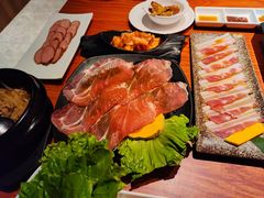 -山之屋炭火烧肉·生啤畅饮(大朗万科中央公园店)