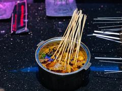麻辣涮大片毛肚-冰城小镇音乐串吧·聚会餐厅(百子湾店)