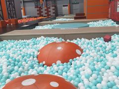 -极限PLAY运动娱乐新世界·团建派对表演休闲馆·室内高空游乐园