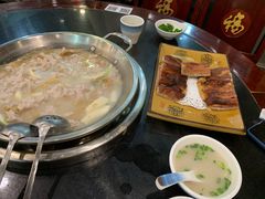 -老来福·非遗酸汤兔(凯旋路店)
