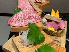 -山川小町·极番烧肉(新地假日广场店)
