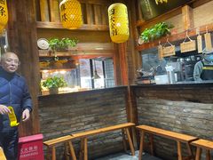 -弄堂咪道-饭香·面香·馄饨香(兴梅店)