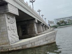 -喜鹊愉家酒店(郑州曼哈顿博览中心地铁站店)