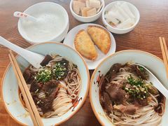 -刘聋子粉馆(张家界总店)
