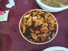 酱炖豆腐-北京龙庆四季香农家饭庄·灶台鱼·碳烤虹鳟鱼(龙庆峡店)