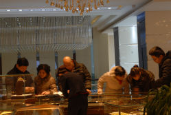-世纪缘珠宝(历下旗舰店)