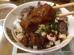 至尊三宝捞河粉-荔林食店(西华路店)