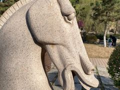 -鹦鹉寺公园