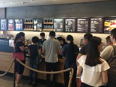 -星巴克臻选(济南万达店)