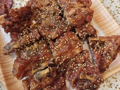 -小董哥烤串·爆汁大油边(故宫店)