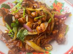 沈阳凉拌鸡架-那红花·东北菜铁锅炖(仙林金鹰店)