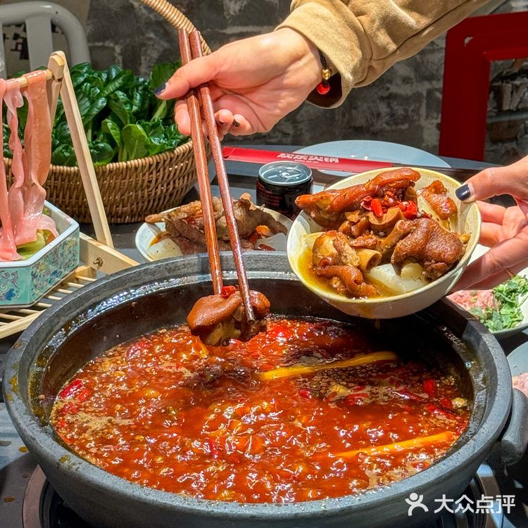 成都的火锅店都这么可爱了吗？棉花糖小狗奶茶额！