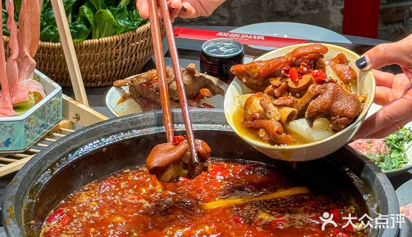 成都的火锅店都这么可爱了吗？棉花糖小狗奶茶额！