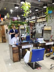 -阿兵荣辉美容理发有限公司
