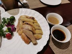 -亚龙湾老厨房·海南家常味