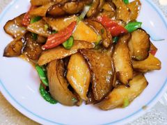 -鹤乡东北菜(崮山路店)