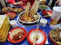 -马路边边麻辣烫联盟路店