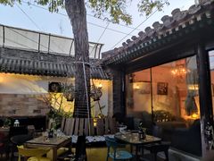 -脚下咖啡·CHILL酒馆(灵光东巷店)