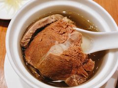 原盅牛肉汤-鼎泰丰(德基广场店)