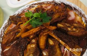 Stir-Fried Pork Ribs with Ginger Shoots