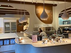 -VERIE BAKEHOUSE