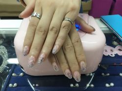 iphone_upload_pic-anni美甲店