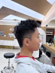 -川和潮人漂色·烫染·接发