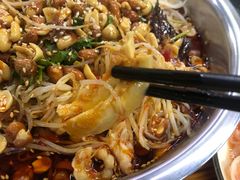 -周良天山牛杂城(天山路总店)