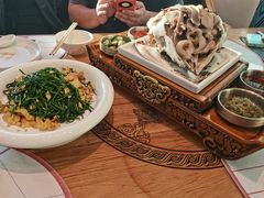 -哈啾嗨·蒙文化主题餐厅(京汉新城店)